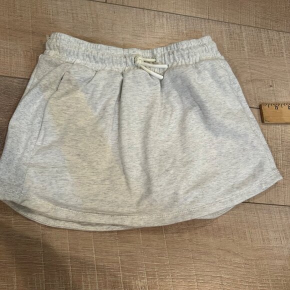 ATHLETA GIRL HEATHER GRAY CASUAL PULL ON SKORT - Picture 1 of 8
